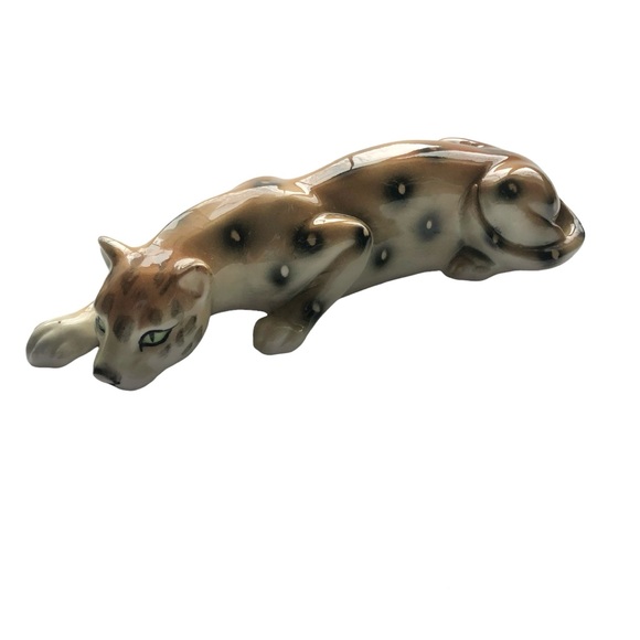 Vintage Mid Century Porcelain
Leopard Cat Figurine Decor - Picture 1 of 16